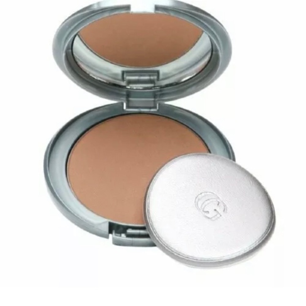 HTF CoverGirl Advanced Age-Defying Pressed Powder - Picture 4 of 4